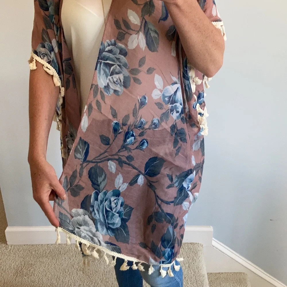 Floral Print Boho Kimono - Picture 5 of 8
